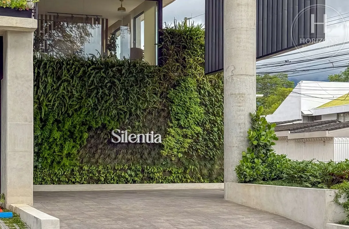 Área: 102 m² – 2 habitaciones – 2 baños – 2 parqueos – Piso 4 – Para estrenar (2024) – Vista al Parque del Café – Pet friendly – Cuota ..., photo 3