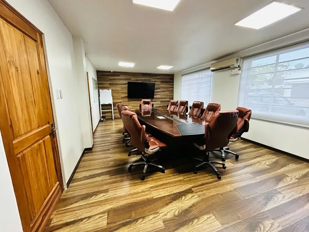 EXECUTIVE FURNISHED OFFICE FOR RENT – SAN PEDRO, photo 11