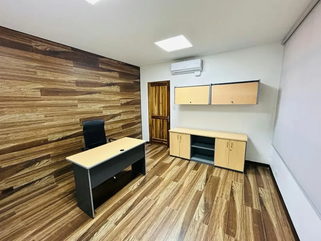 EXECUTIVE FURNISHED OFFICE FOR RENT – SAN PEDRO, photo 6