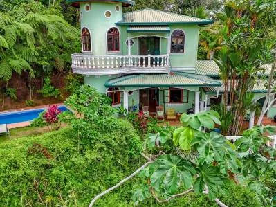 Casa con vista al mar en venta en Ojochal, con piscina y vistas a la selva., photo 4
