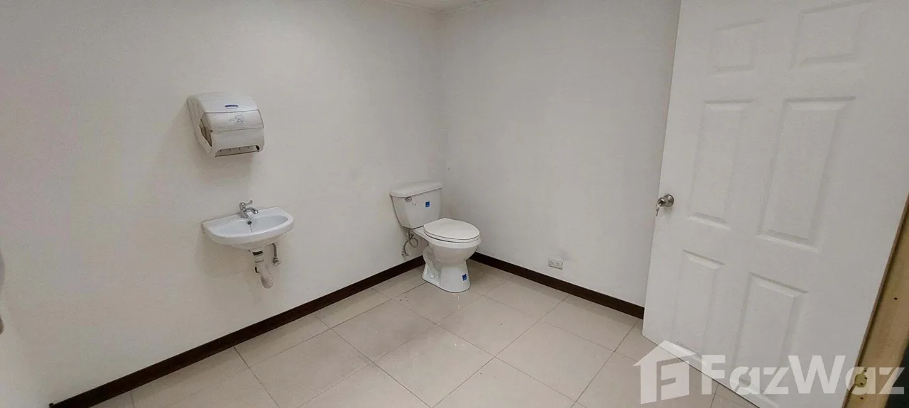 13 Bedroom House for Sale at Goicochea for $340,000, photo 9