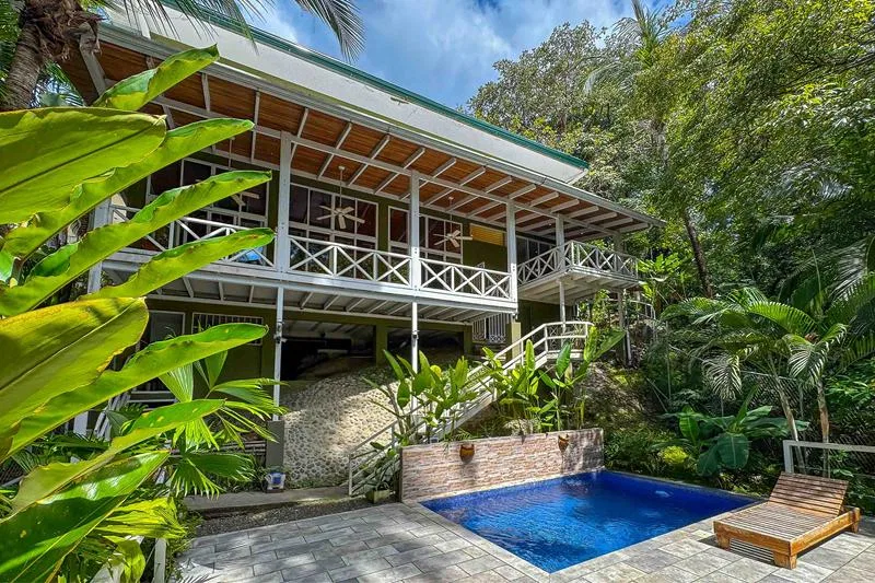 Great Residential Area Casa Amable Multi-Level Income Property, Manuel Antonio