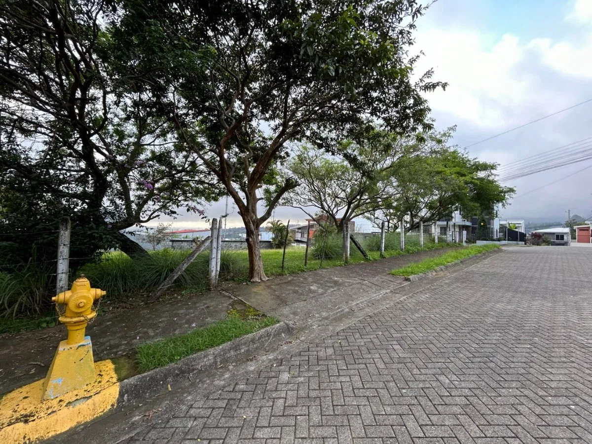 LOTE EN VENTA EN BARVA DE HEREDIA - Venta en Barva, photo 3