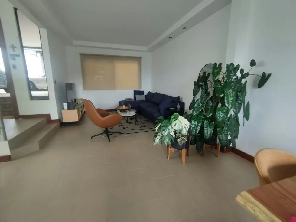 Se alquila esta hermosa casa que se encuentra en el condominio Lomas del Cielo en Guachipelín Norte y ofrece un diseño en varios niveles, con terrazas con espectaculares vistas, que ..., photo 9
