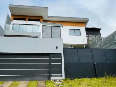 Se Vende Casa 3 Niveles / San Rafael Heredia / $340.000, photo 2