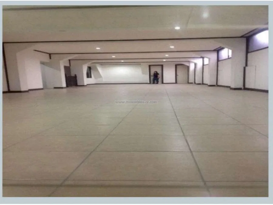 Edificio en Rohrmoser de 3 pisos