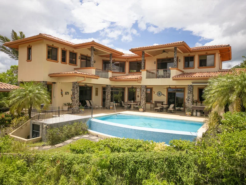 5 Bed Single Family Homes For Sale in Playas Del Coco
