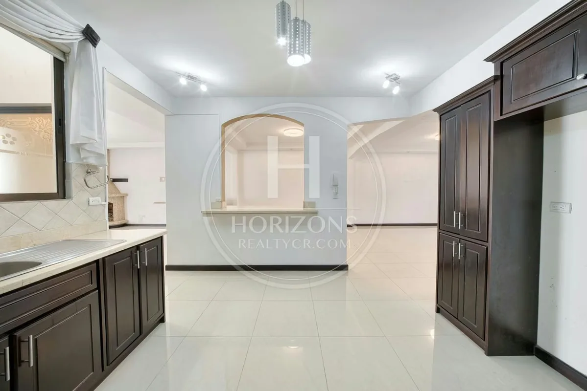 Precio de venta: 150.000.000 Colones – Área de terreno: 249 m² – Área de construcción: 350 m² Año de construcción:2017 – Cuota de condominio: 60.000 Colones – ..., photo 7