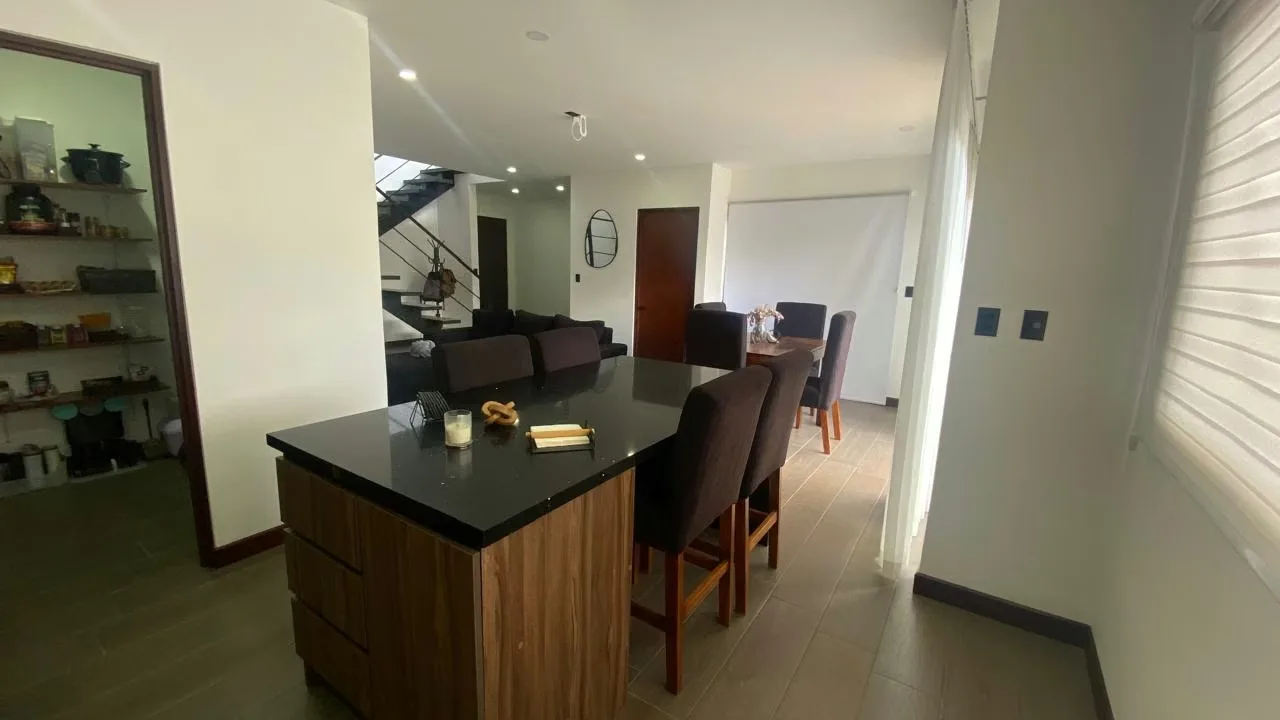 Se vende hermosa casa moderna en Condominio Distrito San Juan, con un lote de 202 m² y 162 m² de construcción. La propiedad fue construida hace apenas un año, por lo que se ..., photo 7