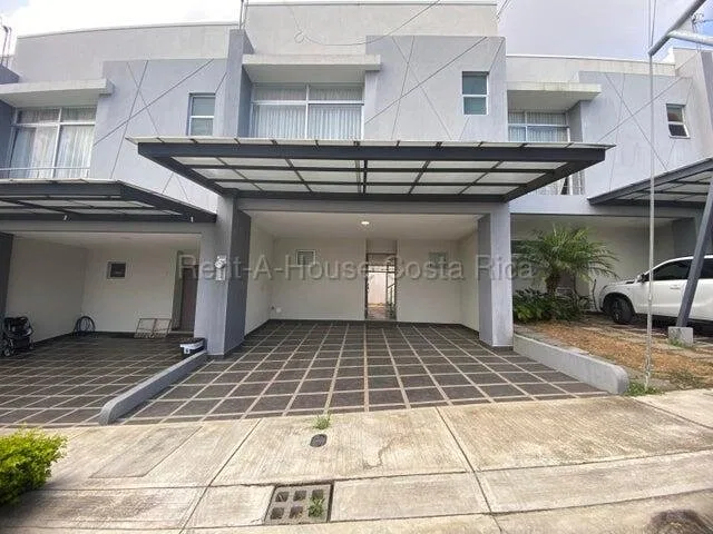 Alquiler de Casa en Santo Domingo-San Miguel, Heredia. RAH 27-279 - Alquiler / Renta en Santo Domingo