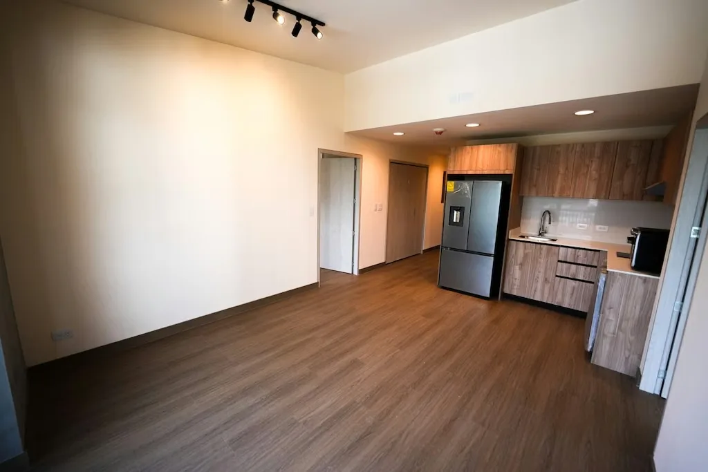 Este apartamento se encuentra en el piso 4 de una torre boutique de únicamente seis niveles y ..., photo 12