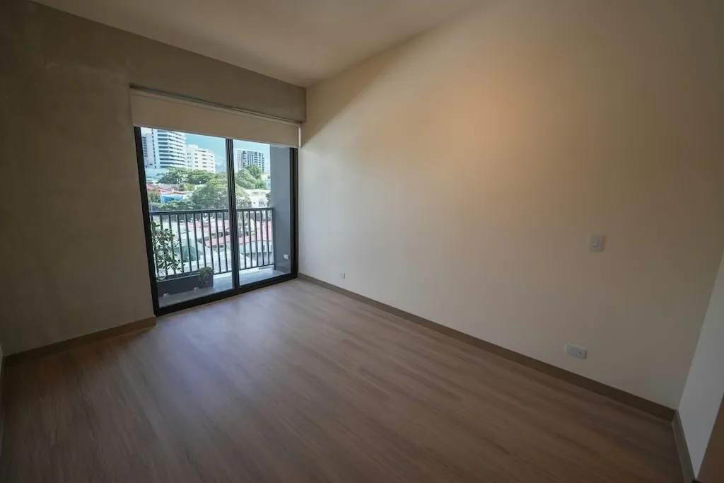 Este apartamento se encuentra en el piso 4 de una torre boutique de únicamente seis niveles y ..., photo 13