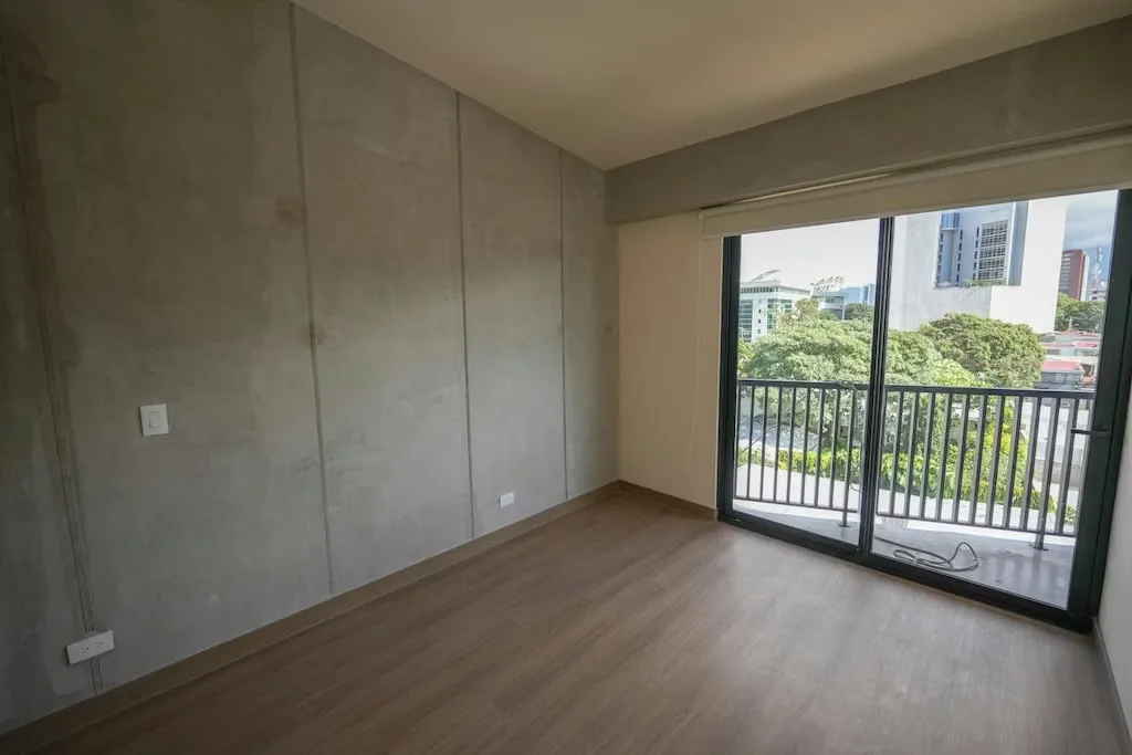 Este apartamento se encuentra en el piso 4 de una torre boutique de únicamente seis niveles y ..., photo 3