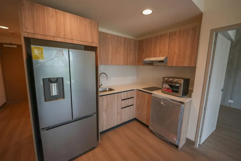 Este apartamento se encuentra en el piso 4 de una torre boutique de únicamente seis niveles y ..., photo 8