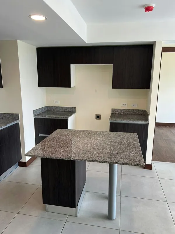 Alquiler de Apartamento 3 Habitaciones en Los Yoses- San Pedro, photo 2
