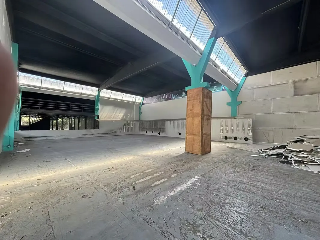 Alquilo Local comercial altura de 5 metros de 456 m² en una de las zonas más exclusivas y dinámicas de Lindora. Este espacio destaca por su gran altura tipo industrial, ideal para ..., photo 5