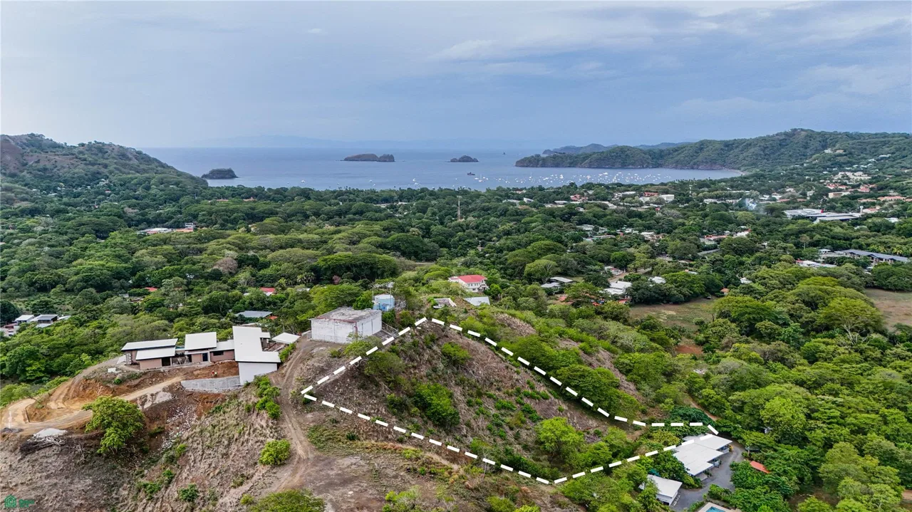 Lote Construible con Vista al Mar | Terreno para Inversión