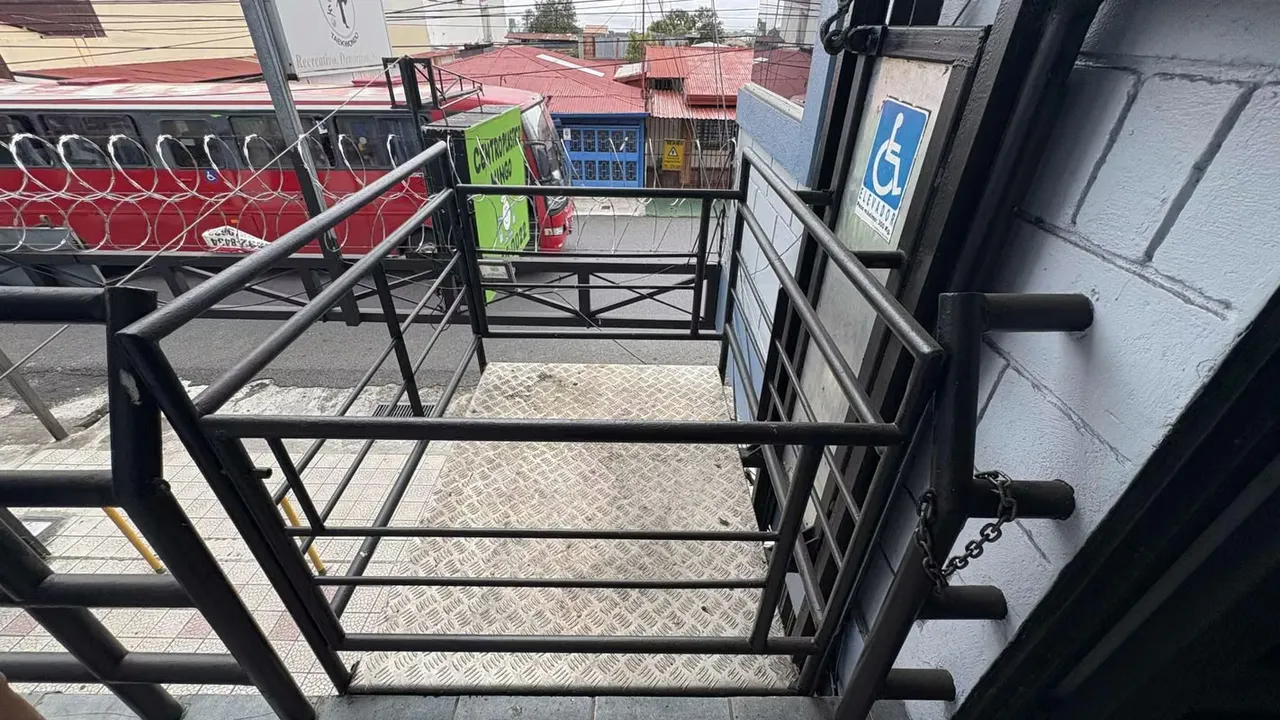 Commercial Premises for Rent or Sale – Downtown Santo Domingo, Heredia, photo 12