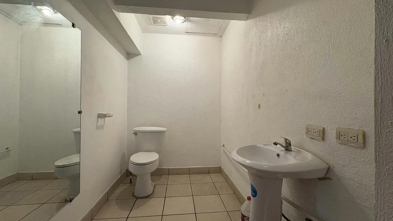Commercial Premises for Rent or Sale – Downtown Santo Domingo, Heredia, photo 8