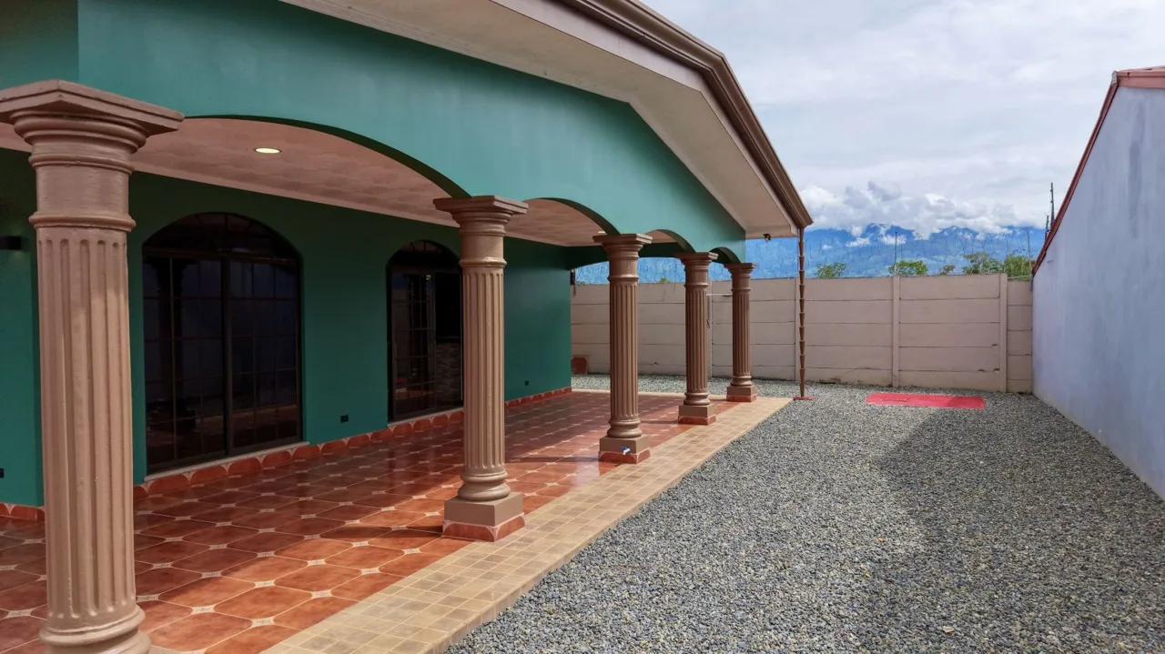 Modern House for Sale in Monte General, Perez Zeledon, Secure Gated Community, photo 7
