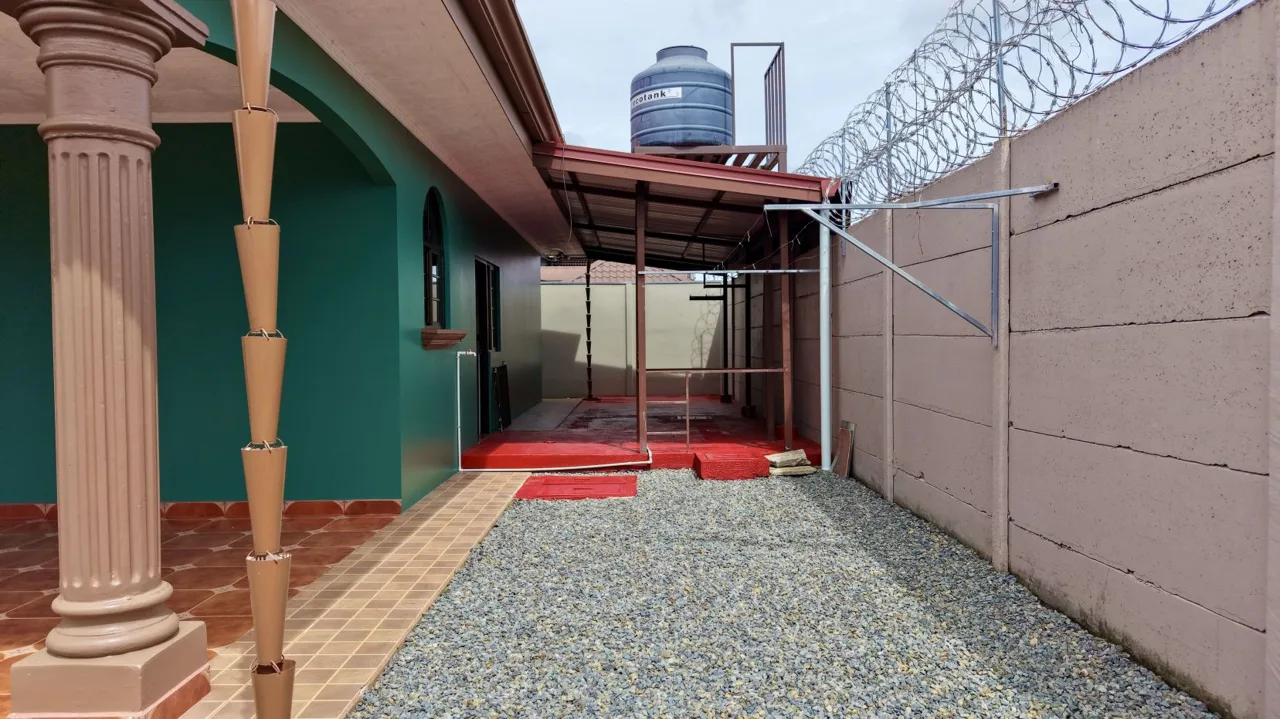 Modern House for Sale in Monte General, Perez Zeledon, Secure Gated Community, photo 10