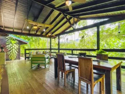 Chalet de montaña en una finca de 2,5 hectáreas con establos y vistas panorámicas., photo 8
