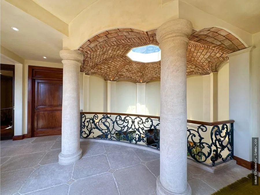 VENTA DE CASA EN BOSQUES DE LINDORA*