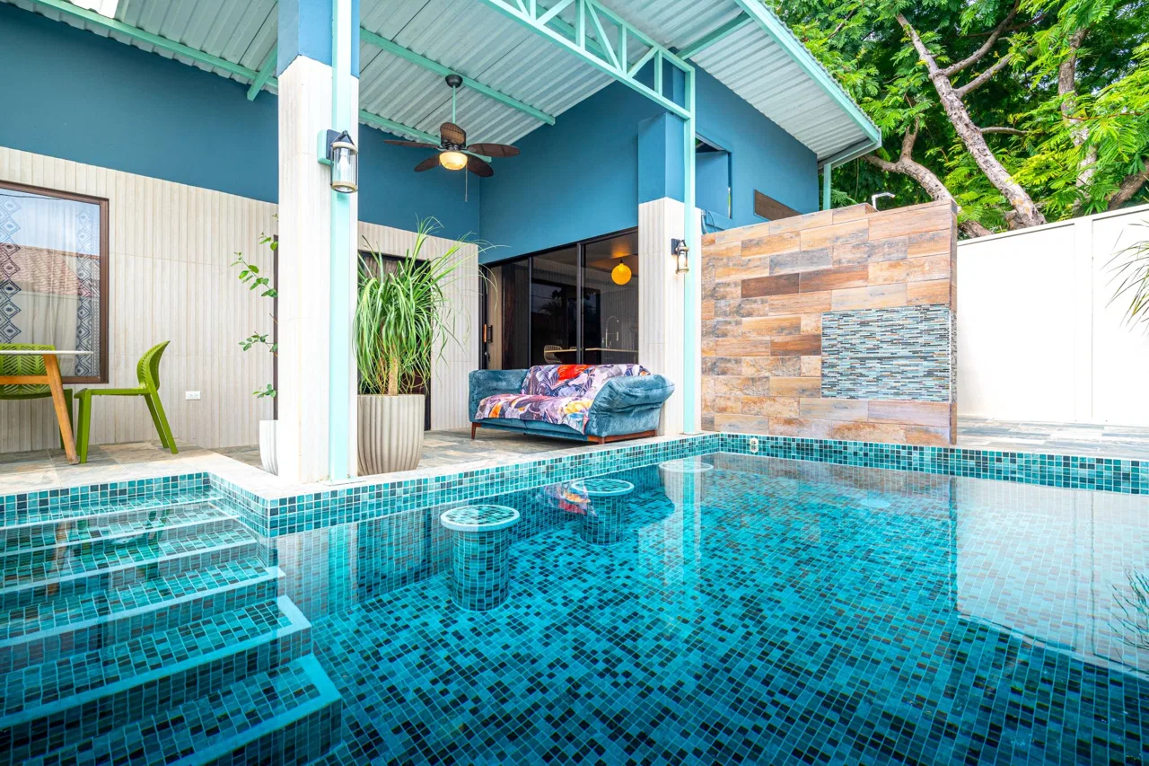 PROPERTY WITH FIVE BEDROOMS NEAR THE BEACH IN BAHIA BALLENA – 0.1 ACRES, photo 15