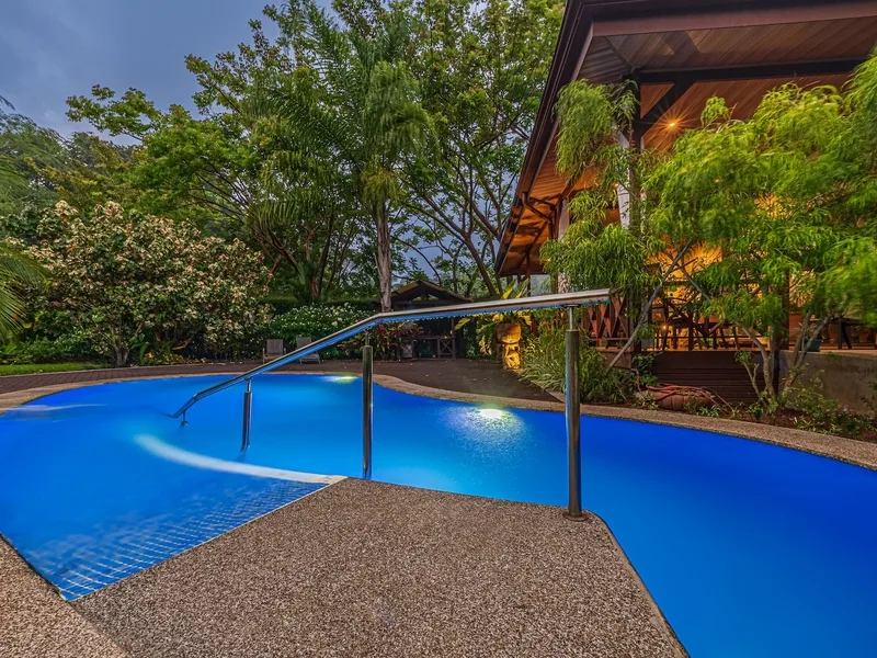 5 Bed Single Family Homes For Sale in Dominical