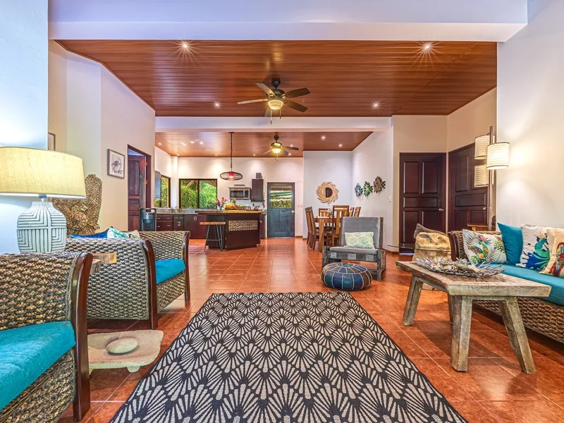 5 Bed Single Family Homes For Sale in Dominical, photo 2