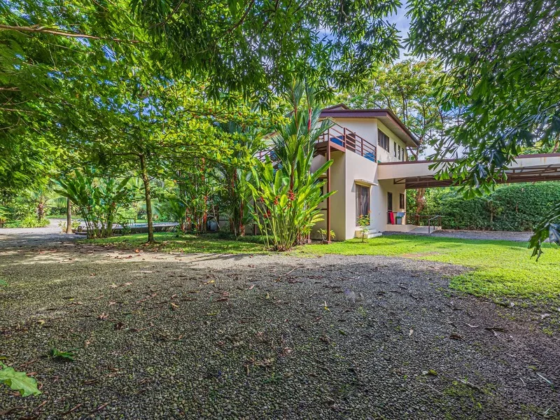 5 Bed Single Family Homes For Sale in Dominical, photo 13