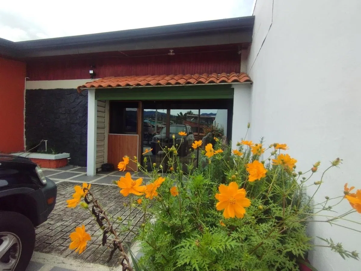 Casa con apartamento en venta en San Pablo de Heredia - Venta en Barva