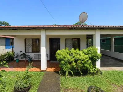 Venta de propiedad con casa en Roxana, Pococí.