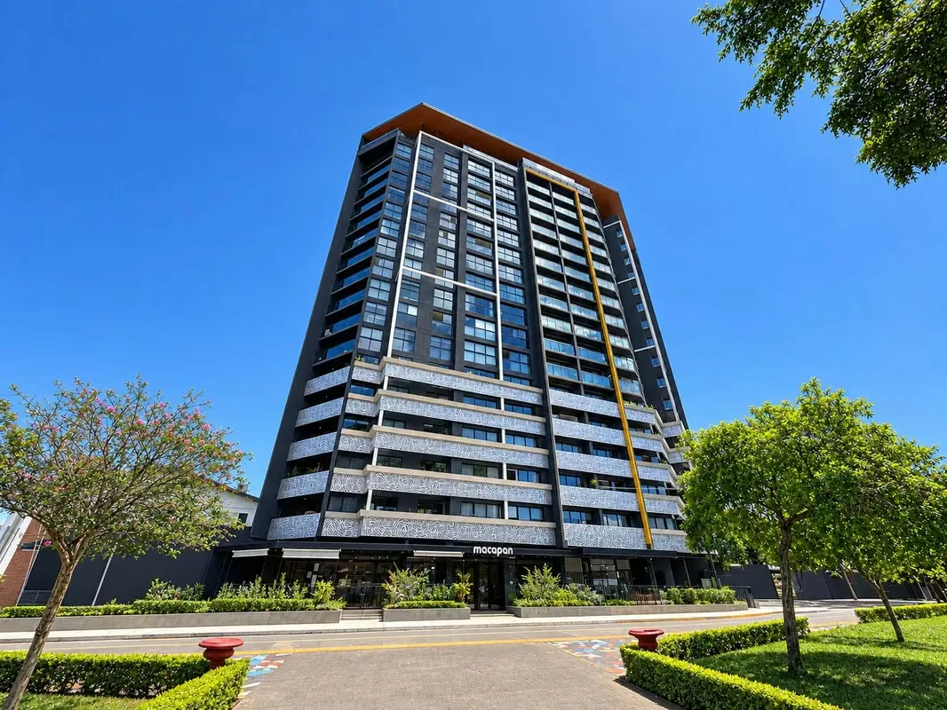 Hermoso apartamento tipo estudio para estrenar, ubicado en un exclusivo condominio vertical en una zona de excelente ubicación y conveniencia. Situado en el segundo piso, ofrece una ...
