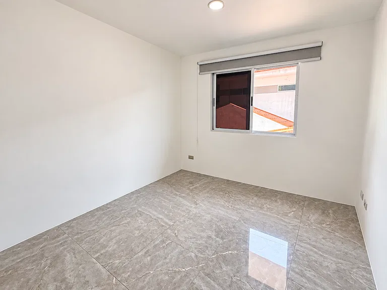 House in Ciudad Colón, photo 4