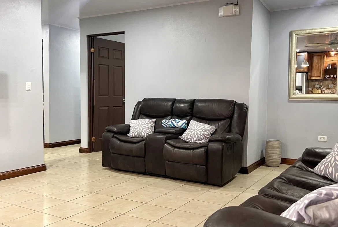 PROPERTY WITH THREE BEDROOM NEAR TO THE BEACH, IN BAHIA BALLENA – 0.19 ACRES, photo 16