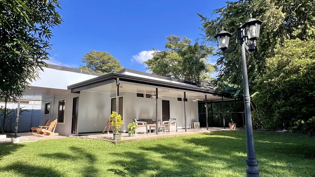 PROPERTY WITH THREE BEDROOM NEAR TO THE BEACH, IN BAHIA BALLENA – 0.19 ACRES, photo 7