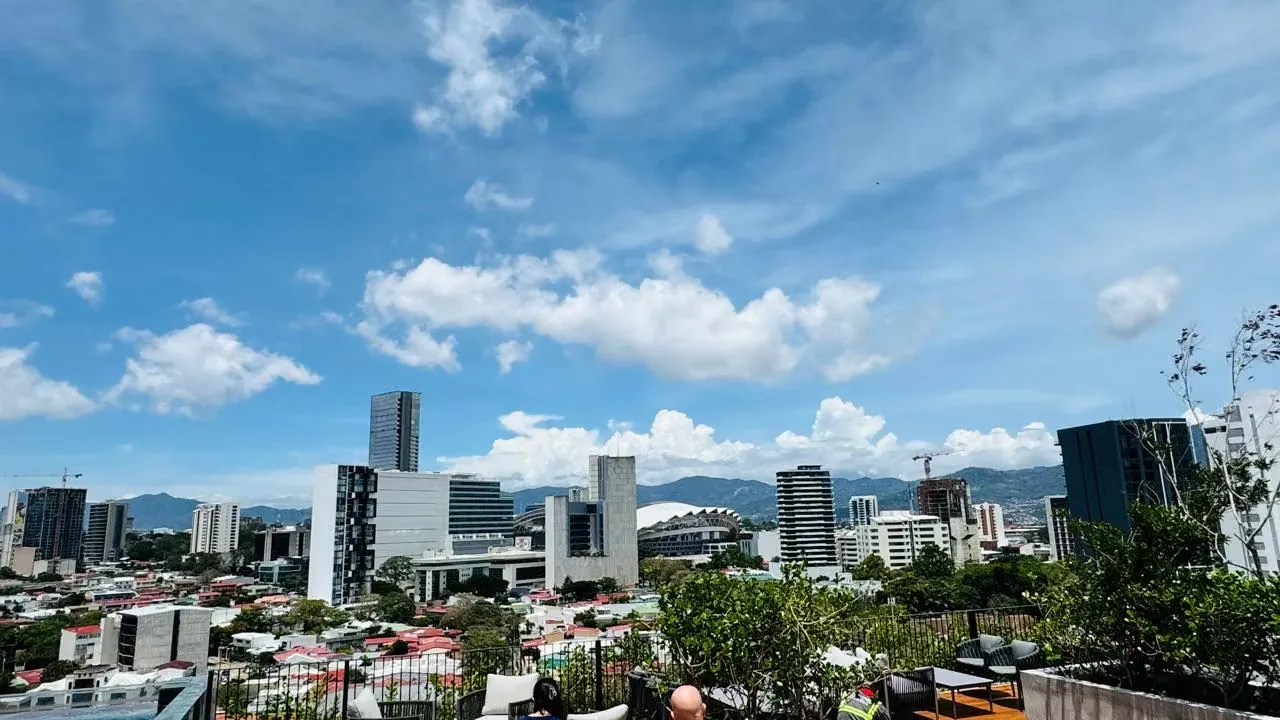 Beautiful furnished apartment for rent in La Sabana with amenities, photo 2