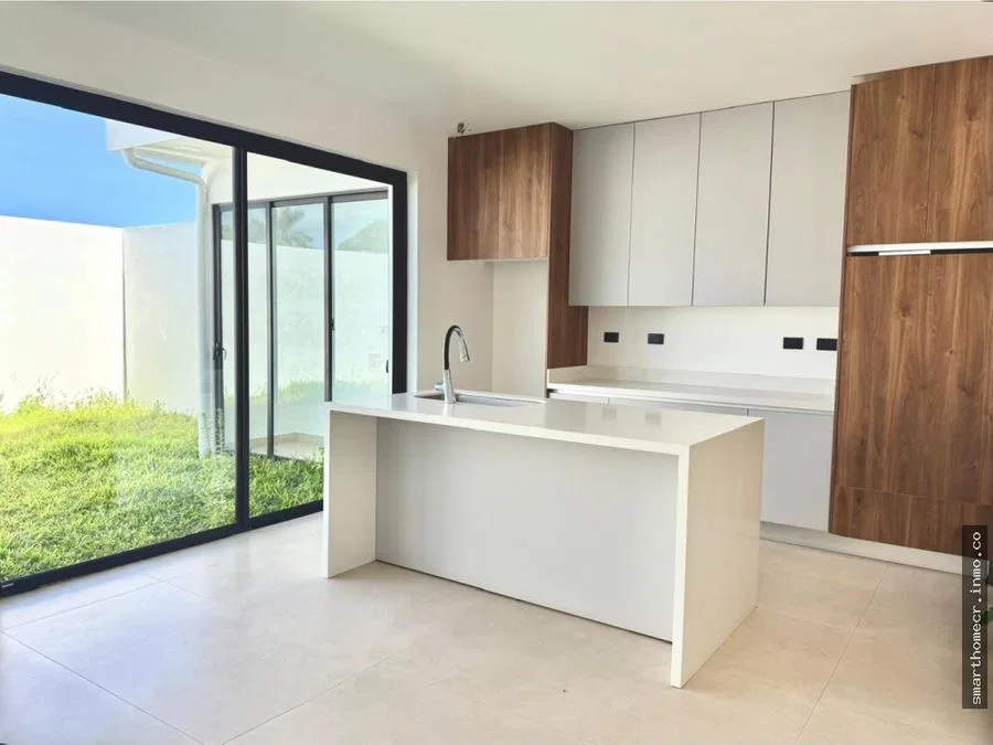 VENTA DE CASA EN CONDOMINIO EN GUACHIPELÍN, ESCAZÚ*