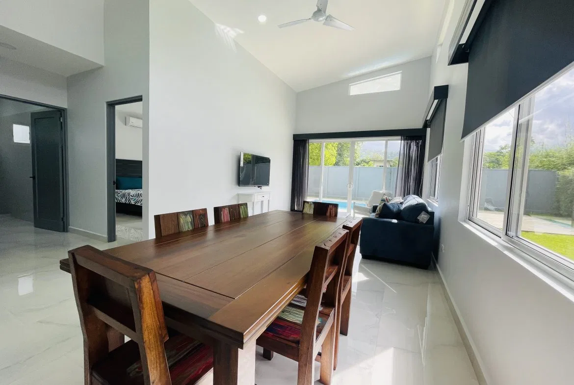 THE SUN GARDEN 3-BED 3-BATH HOME IN UVITA – 0.10 ACRES, photo 8