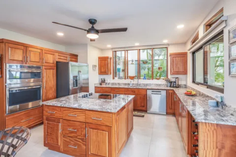 Brisas del Mar 15 ~ Turnkey Beachfront Condo with Ocean Views, photo 13