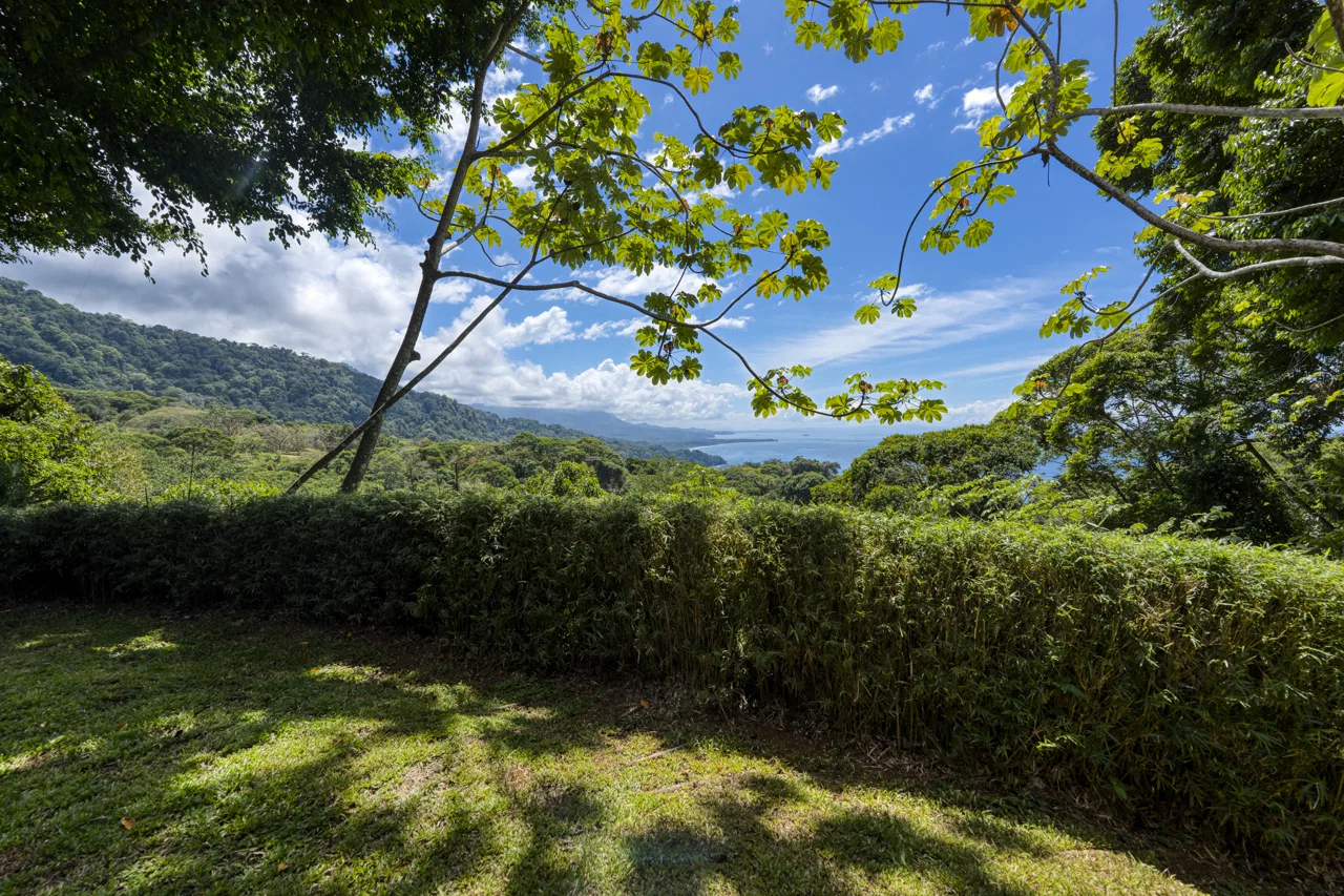 Own the tip of the ridge with spectacular views!, photo 8