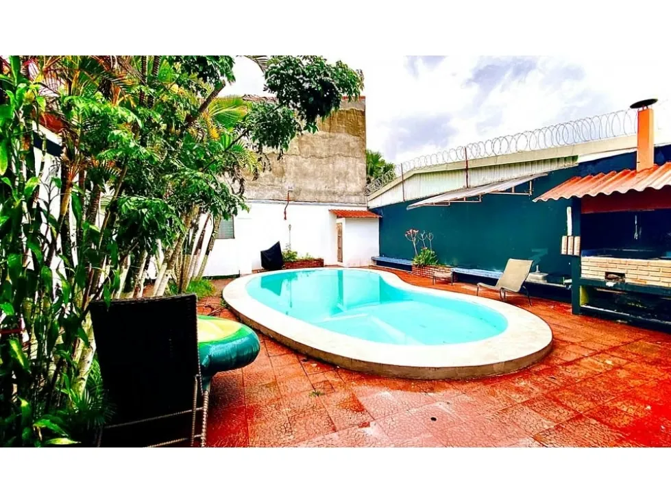 Propiedad para inversionistas en Barrio Mexico (local y apartamentos), photo 4
