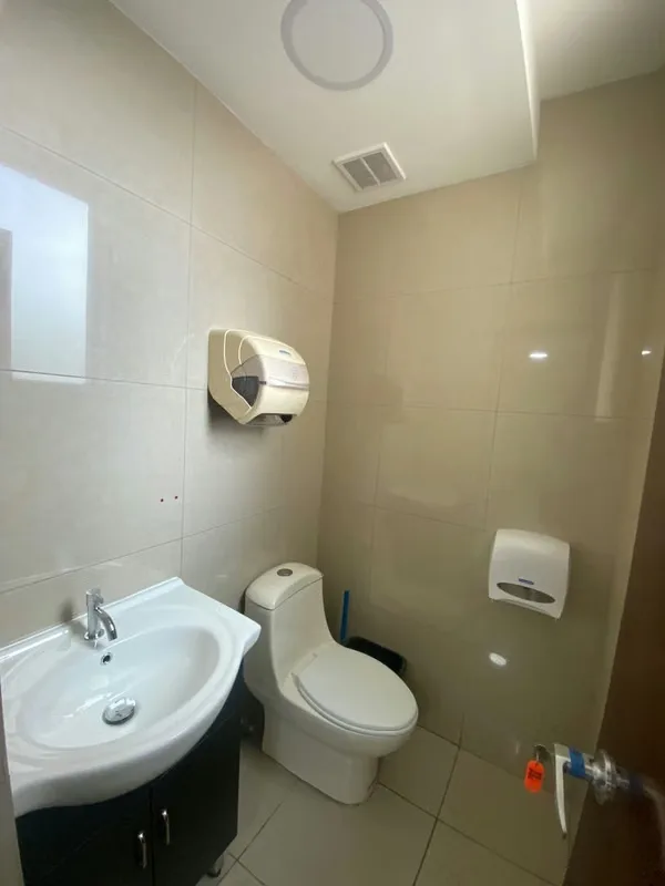 Alquiler de amplia oficina en San Rafael de Escazu. Edificio corporativo, photo 16