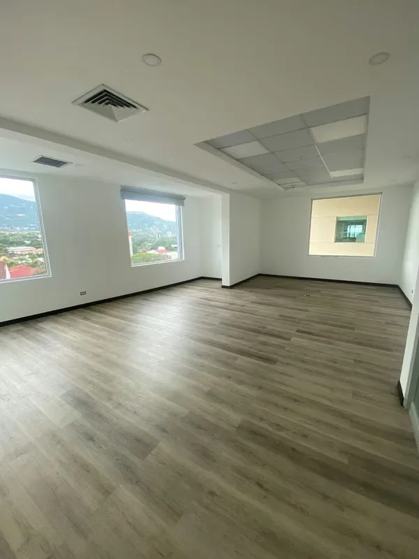 Alquiler de amplia oficina en San Rafael de Escazu. Edificio corporativo, photo 4