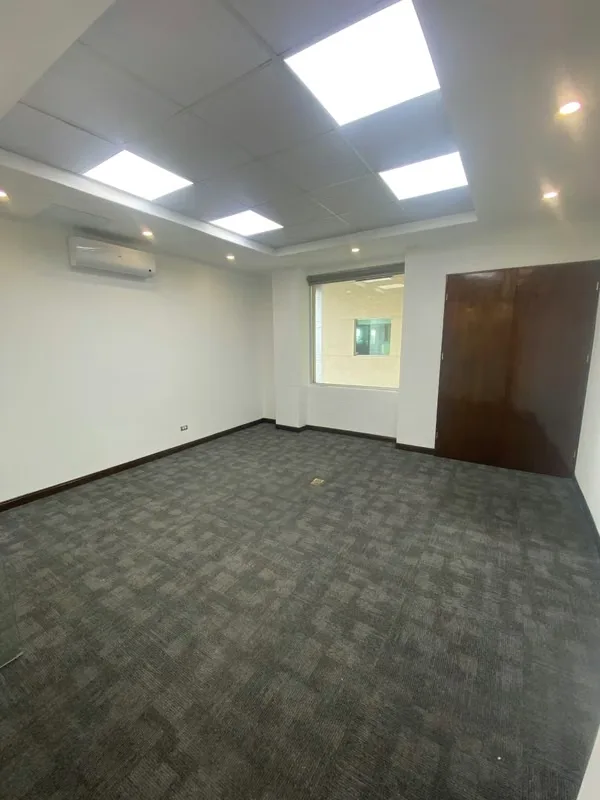 Alquiler de amplia oficina en San Rafael de Escazu. Edificio corporativo, photo 9