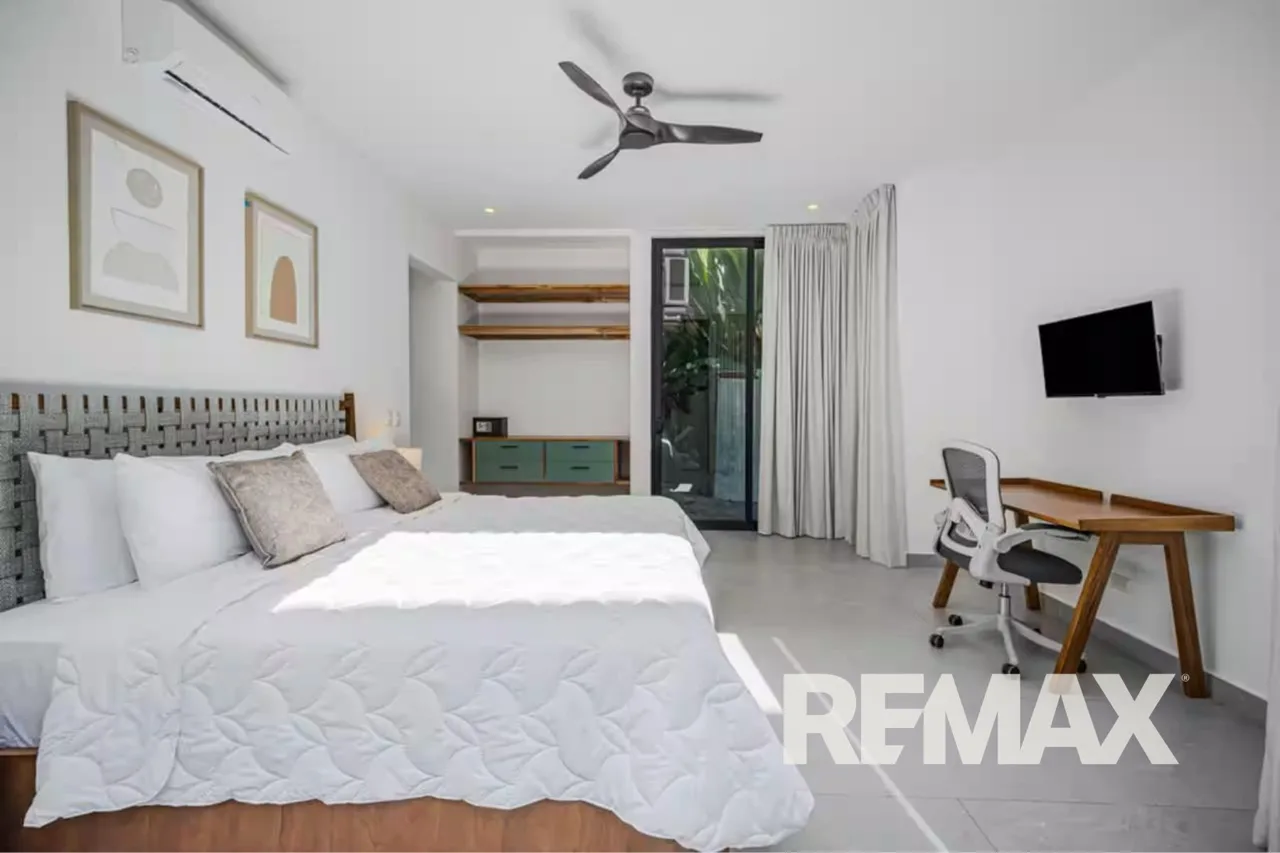 Luxury Beachfront in Hermosa Palms | 2 Homes with Private Beach Access, photo 12