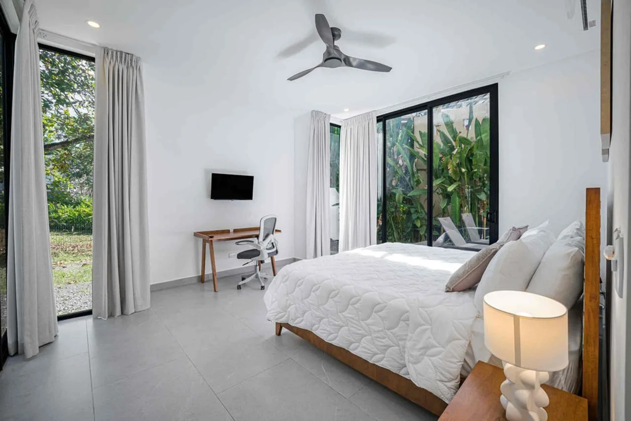 Luxury Beachfront in Hermosa Palms | 2 Homes with Private Beach Access, photo 13