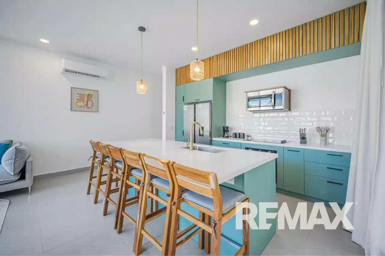 Luxury Beachfront in Hermosa Palms | 2 Homes with Private Beach Access, photo 4