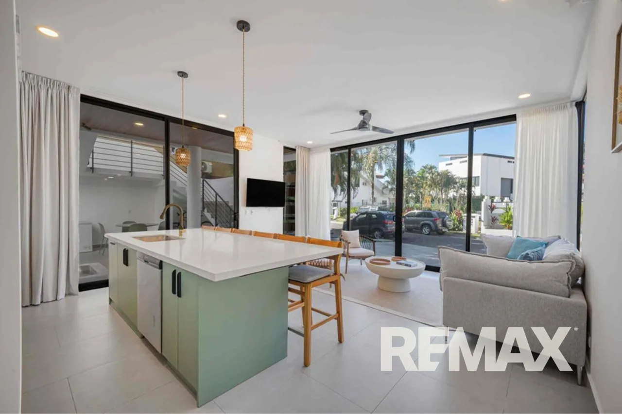Luxury Beachfront in Hermosa Palms | 2 Homes with Private Beach Access, photo 6